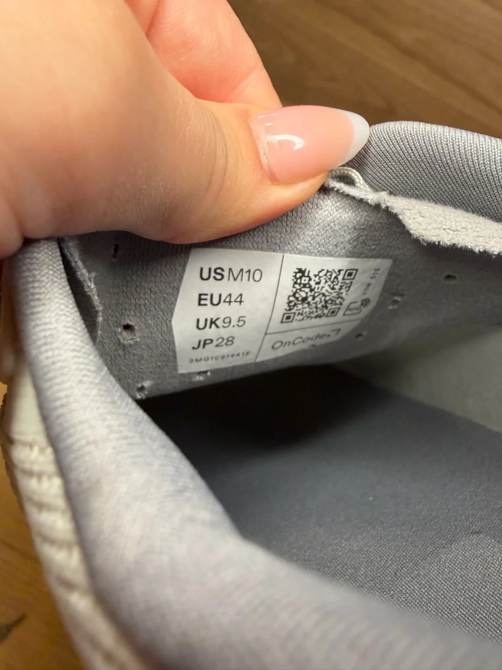 On Running Men's Cloudmonster Void Sneakers in Iceberg / Tin -Size 10